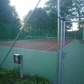 Der Tennisplatz Hrabice